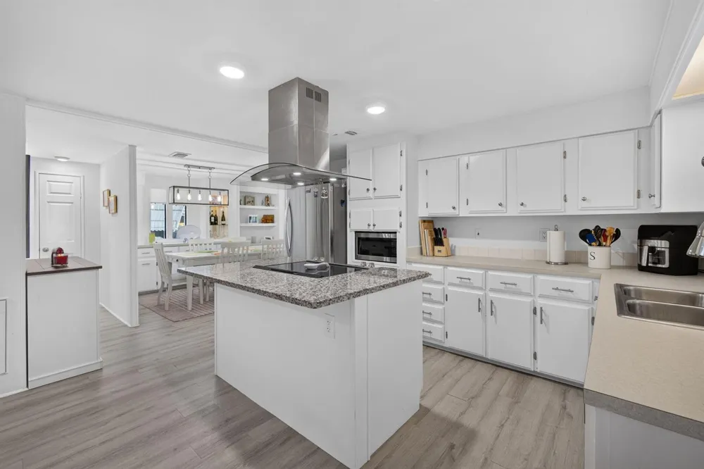 7640 SE SHENANDOAH Hobe Sound, FL 33455