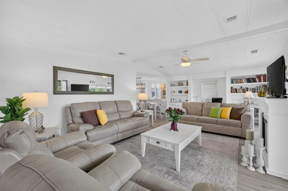 7640 SE SHENANDOAH Hobe Sound, FL 33455