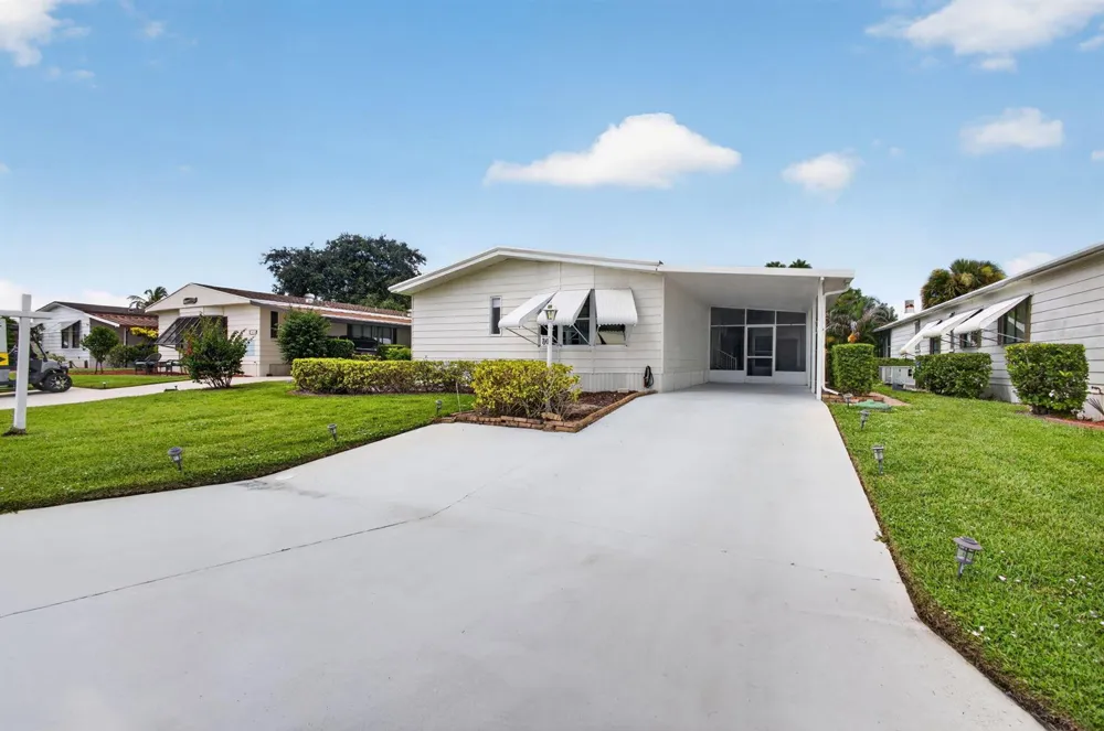 7640 SE SHENANDOAH Hobe Sound, FL 33455