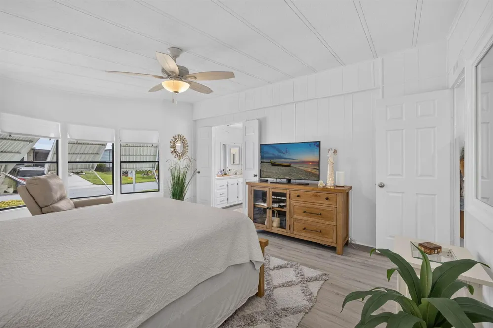 7640 SE SHENANDOAH Hobe Sound, FL 33455