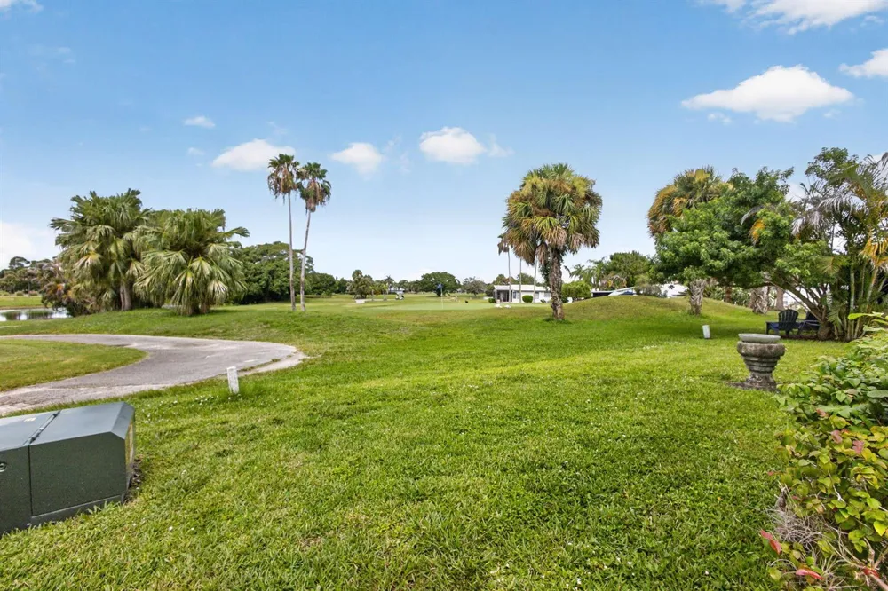 7640 SE SHENANDOAH Hobe Sound, FL 33455
