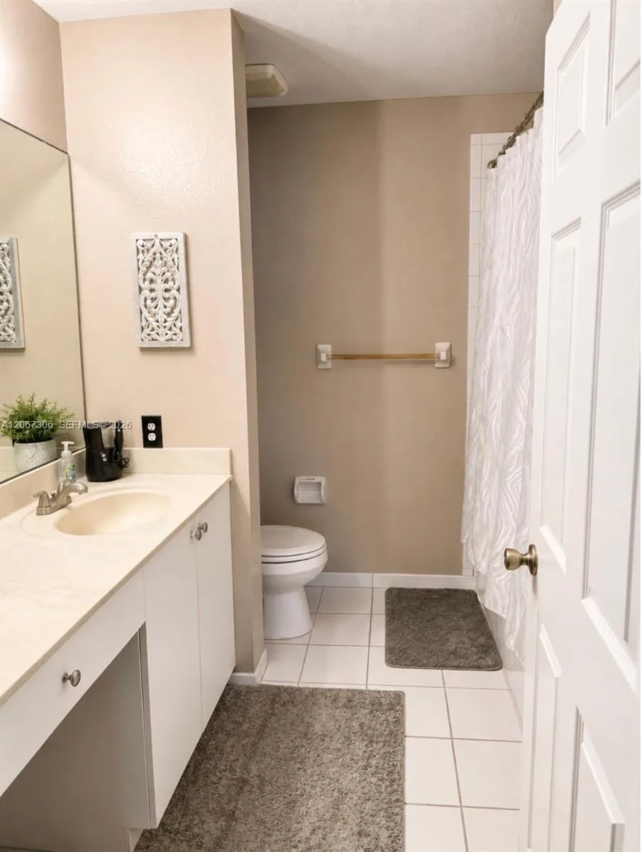 17385 NW 7th Ave #2804 Miami Gardens, FL 33169
