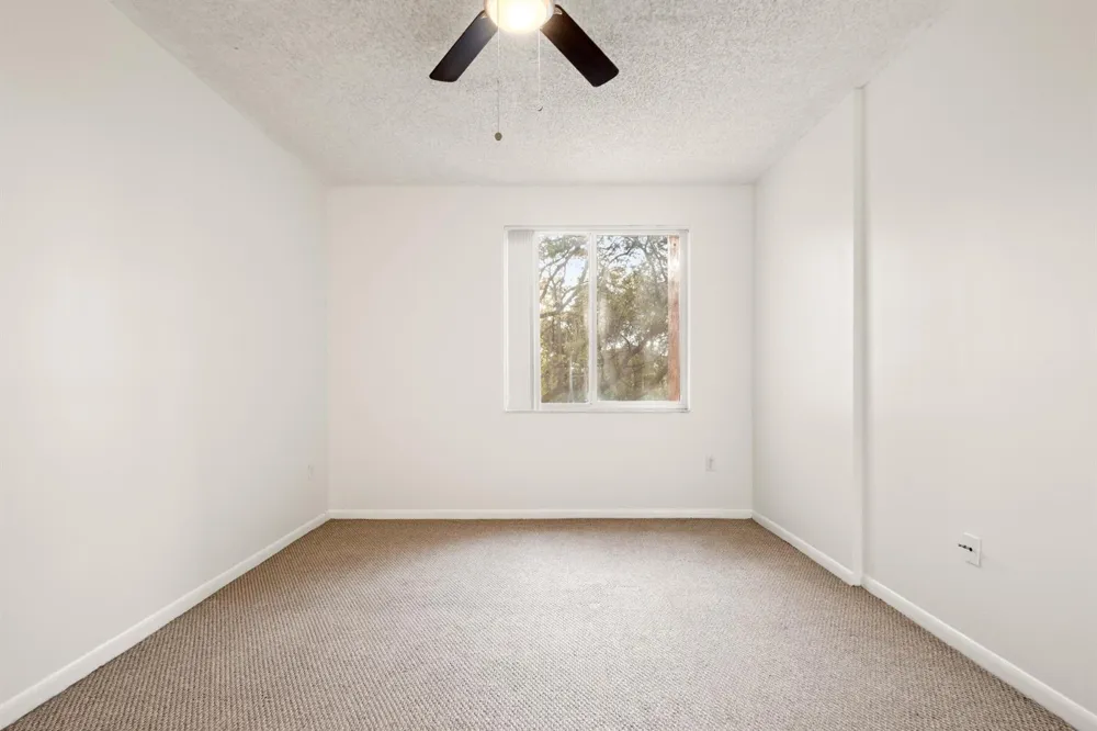 6960 SW 39TH STREET #E205 Davie, FL 33314