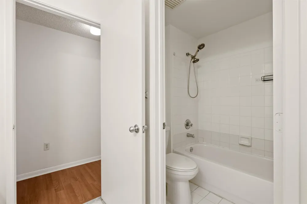 6960 SW 39TH STREET #E205 Davie, FL 33314