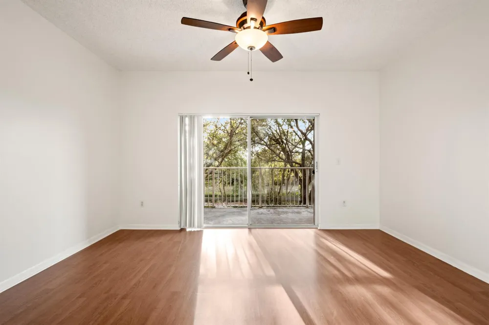 6960 SW 39TH STREET #E205 Davie, FL 33314