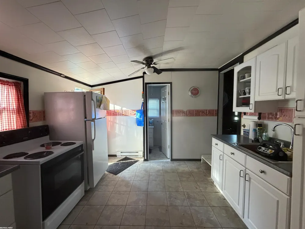 6540 Dickinson Island Clay Township, MI 48028