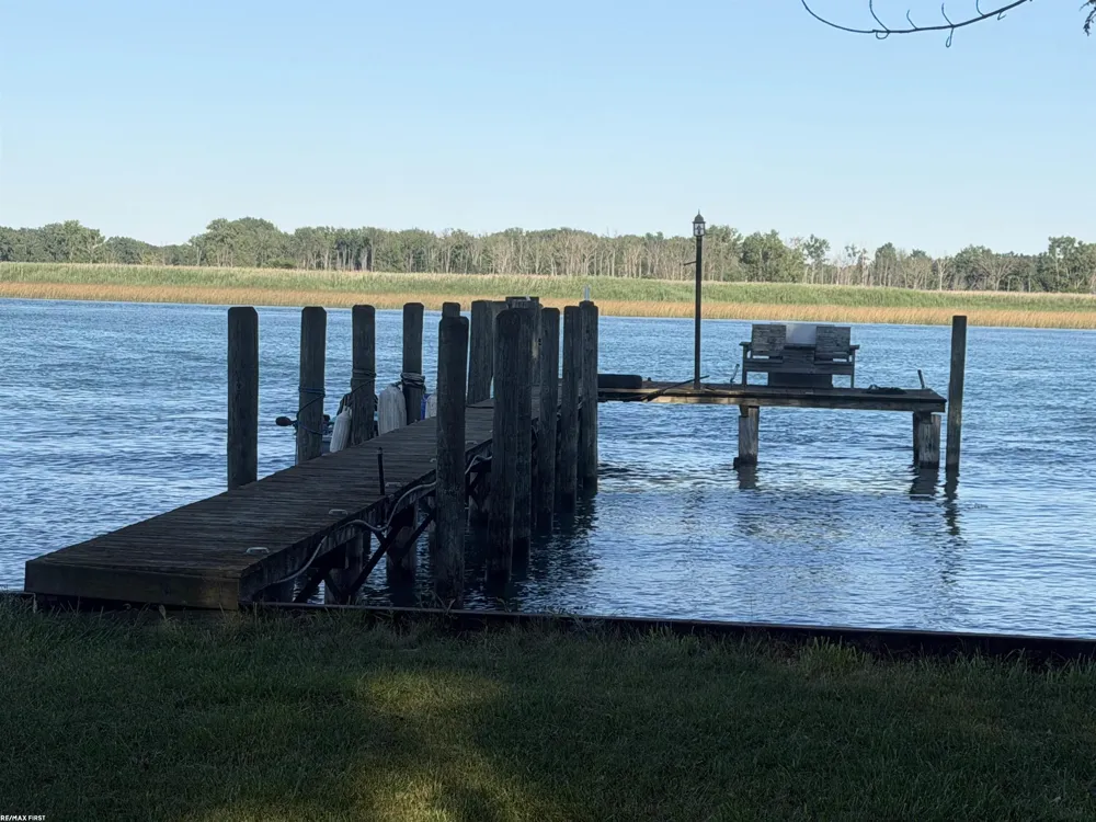 6540 Dickinson Island Clay Township, MI 48028