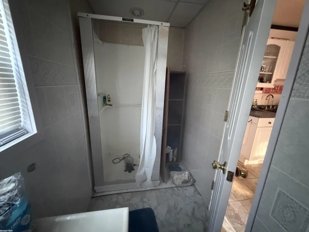 6540 Dickinson Island Clay Township, MI 48028