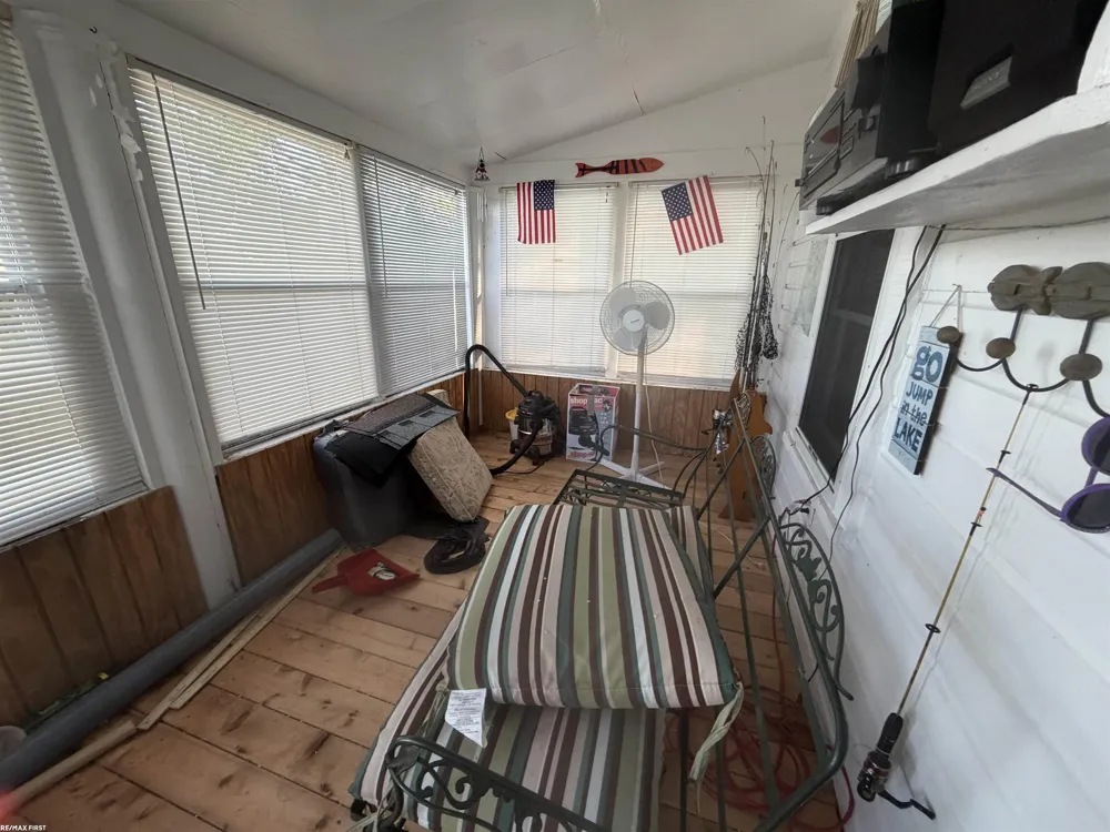 6540 Dickinson Island Clay Township, MI 48028