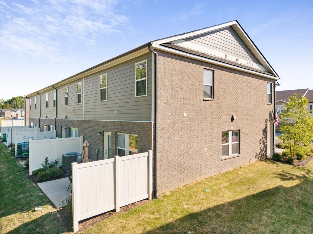 1734 Tahoma Dr Lebanon, TN 37087
