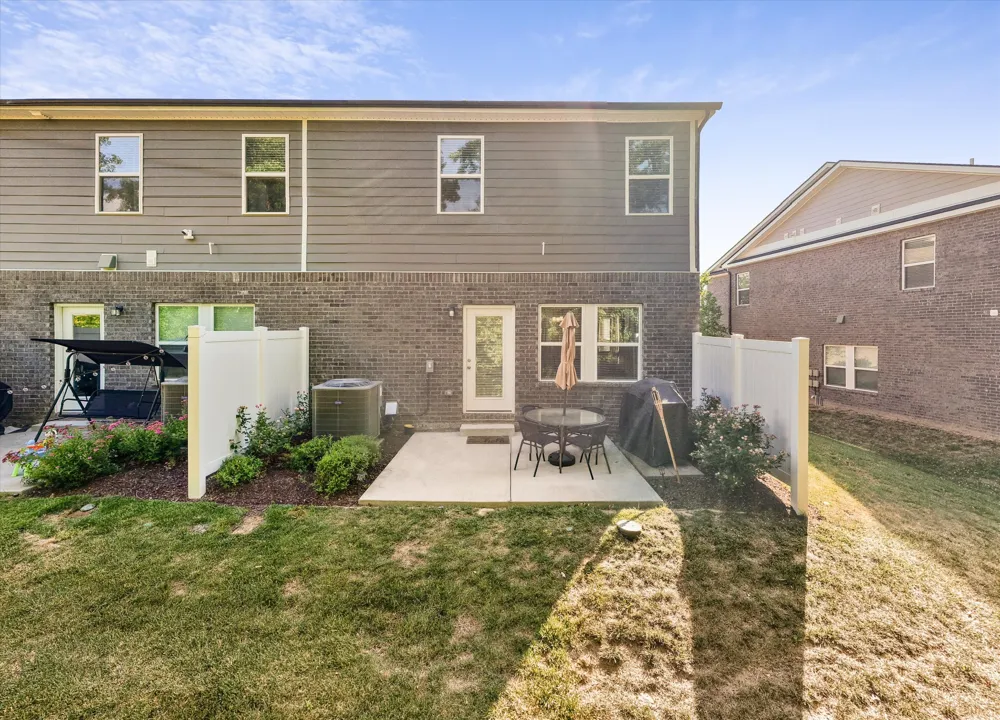 1734 Tahoma Dr Lebanon, TN 37087