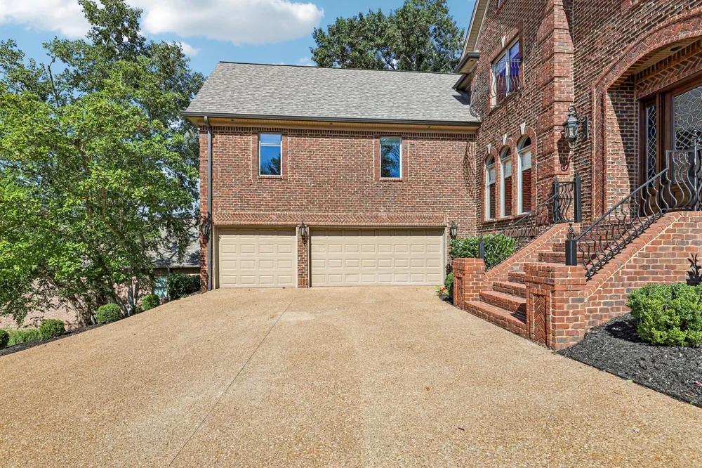 429 Buffalo Run Goodlettsville, TN 37072