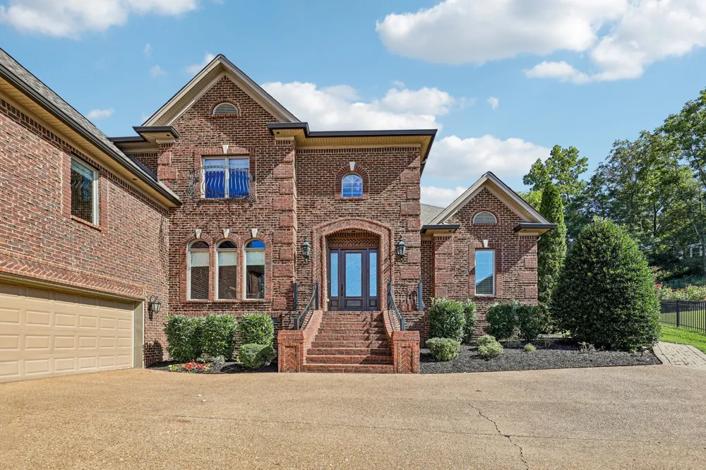 429 Buffalo Run Goodlettsville, TN 37072