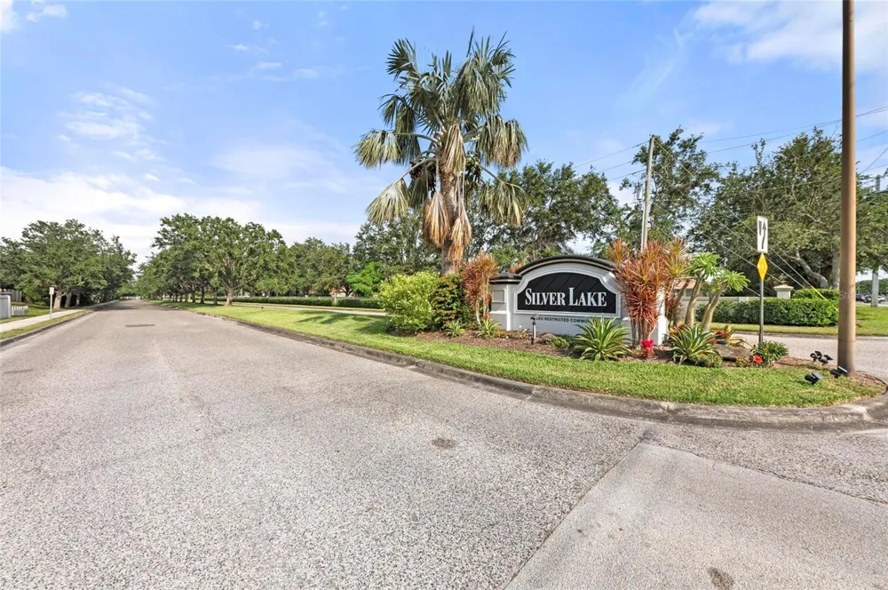 5224 58TH TERRACE E Bradenton, FL 34203