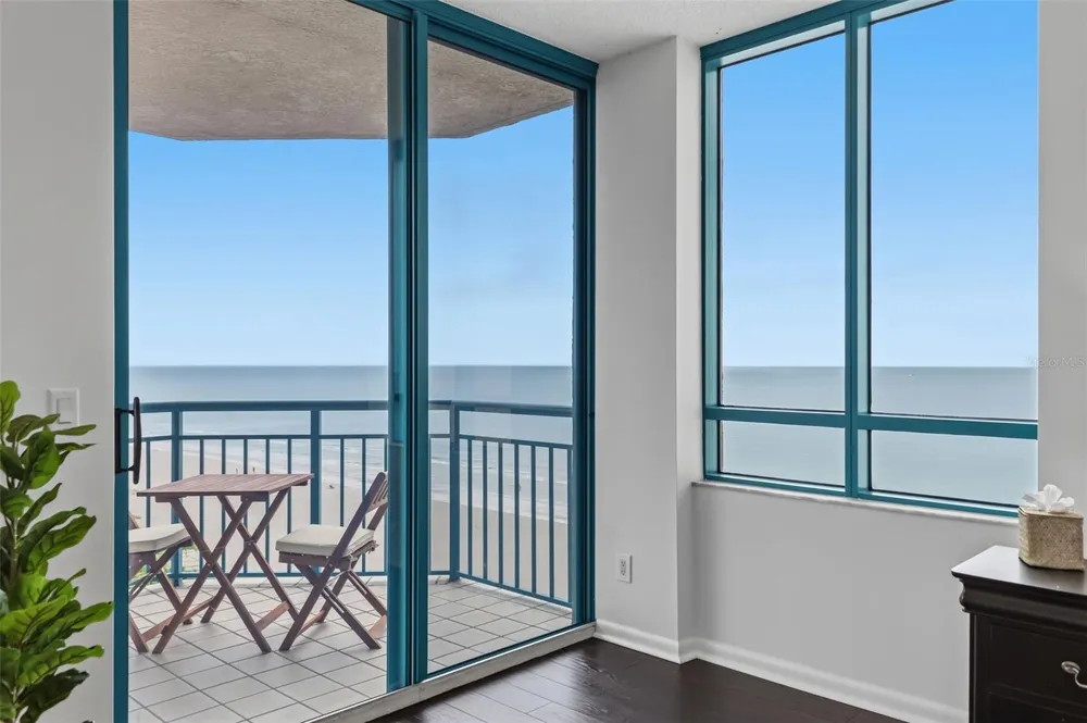 1540 GULF BOULEVARD #1004 Clearwater Beach, FL 33767
