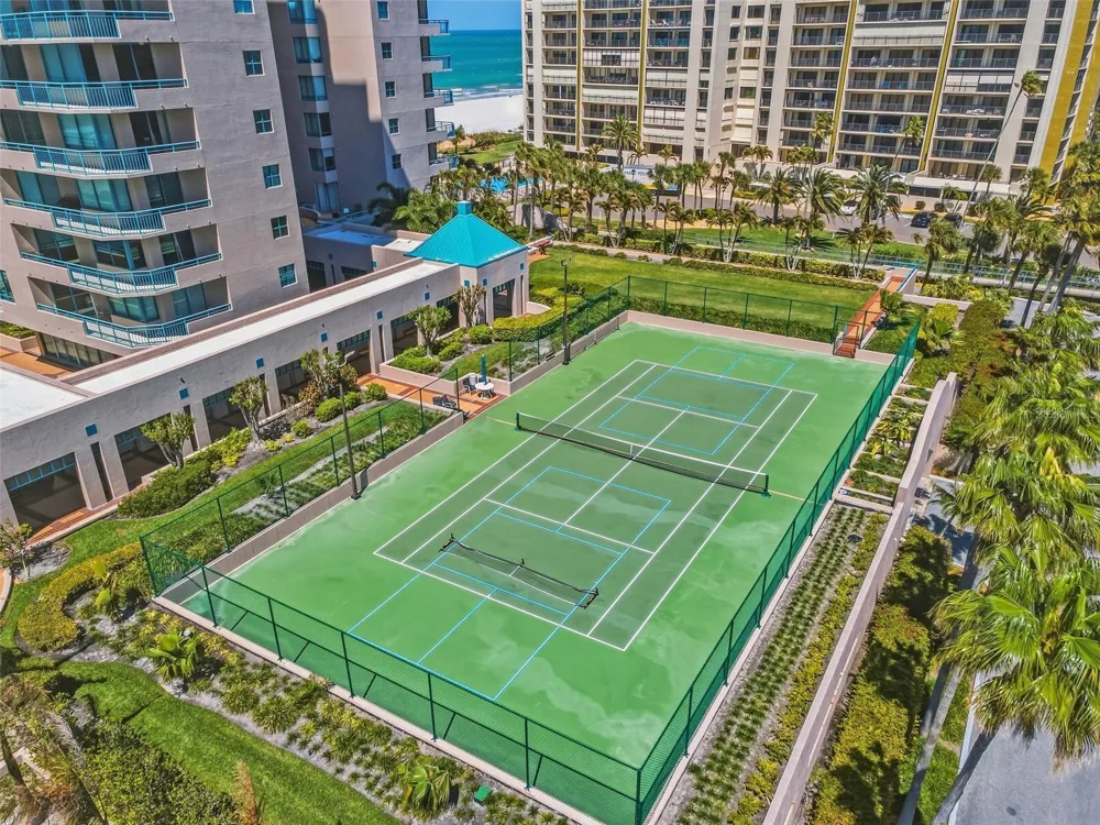 1540 GULF BOULEVARD #1004 Clearwater Beach, FL 33767