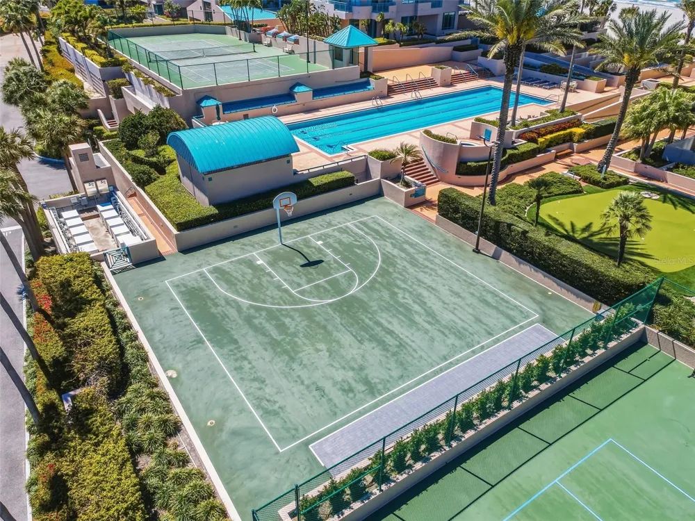 1540 GULF BOULEVARD #1004 Clearwater Beach, FL 33767