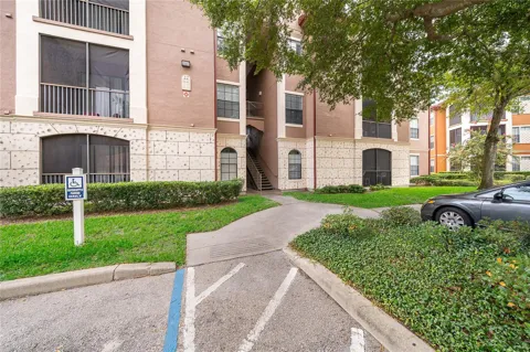 6141 METROWEST BOULEVARD #201