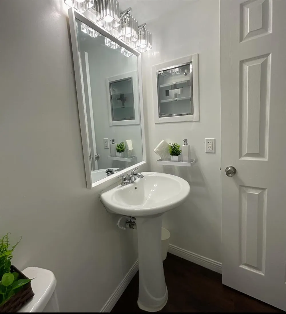 2820 NW 55th Avenue NW #2D Lauderhill, FL 33313