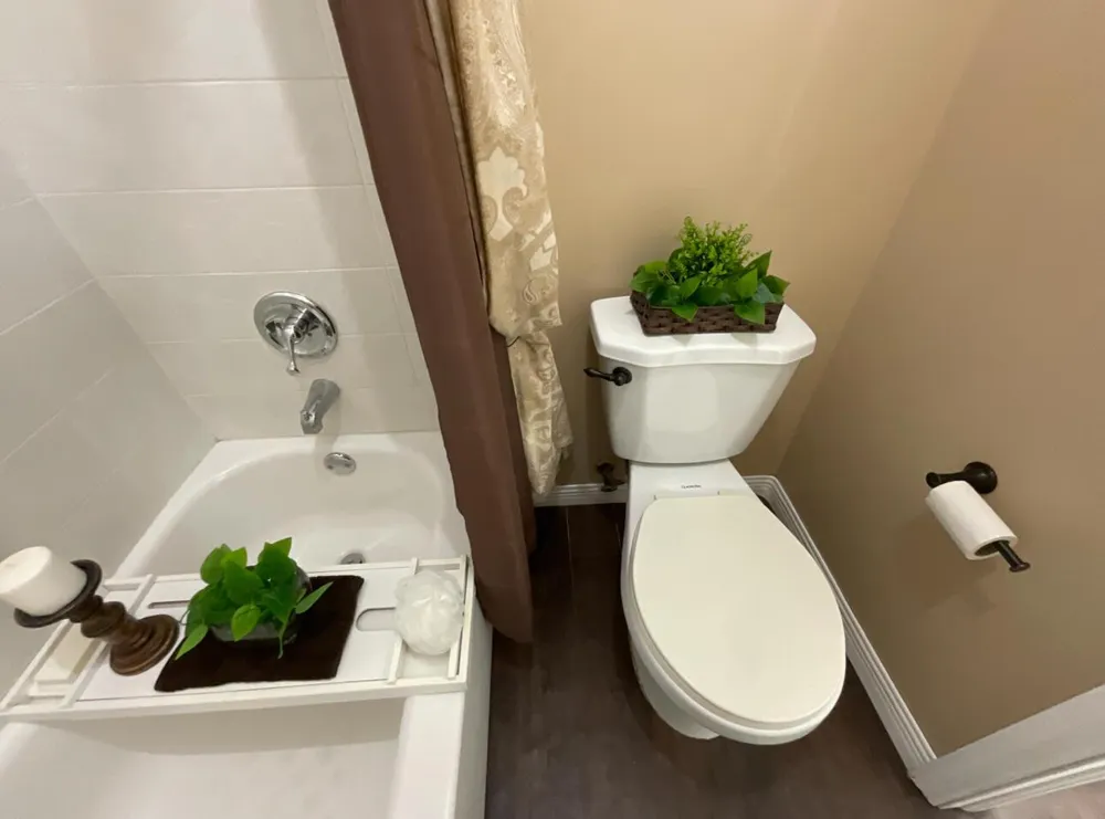 2820 NW 55th Avenue NW #2D Lauderhill, FL 33313