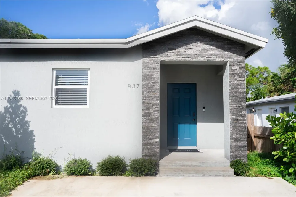 837 NW 14th Way Fort Lauderdale, FL 33311