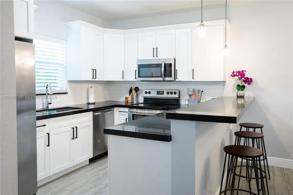 837 NW 14th Way Fort Lauderdale, FL 33311