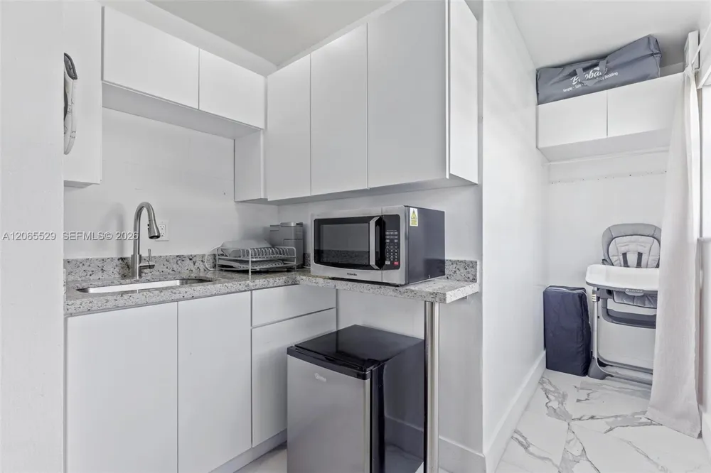 11420 NE 4th Ave Miami, FL 33161