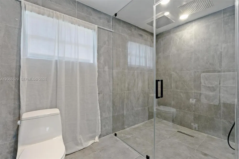 11420 NE 4th Ave Miami, FL 33161