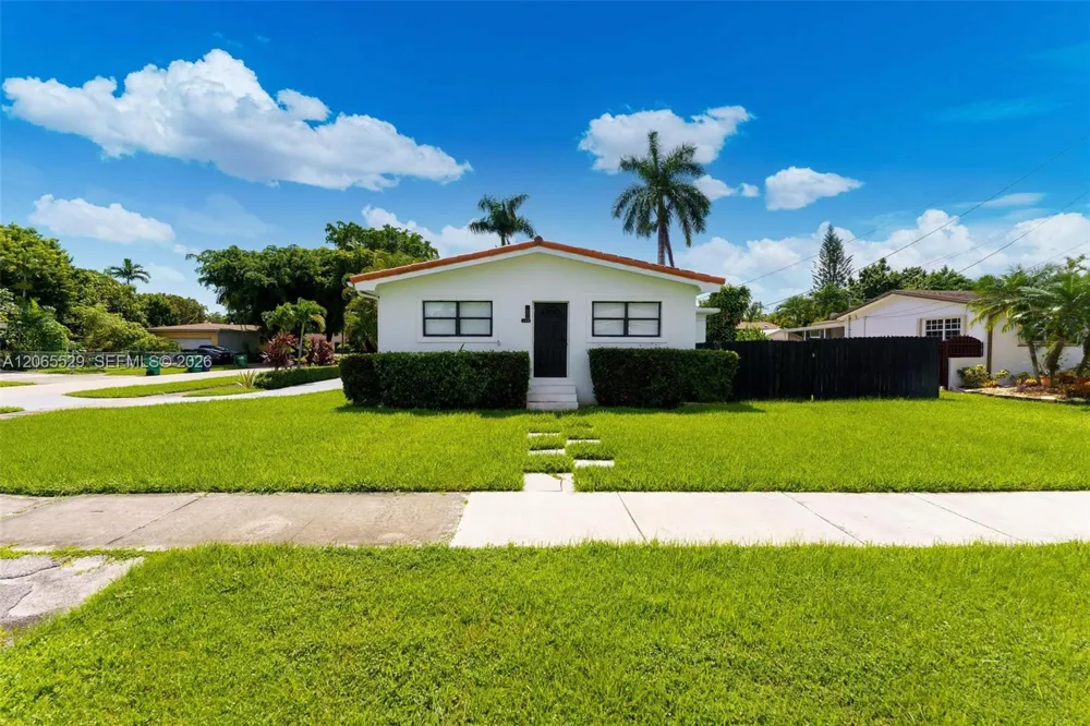11420 NE 4th Ave Miami, FL 33161
