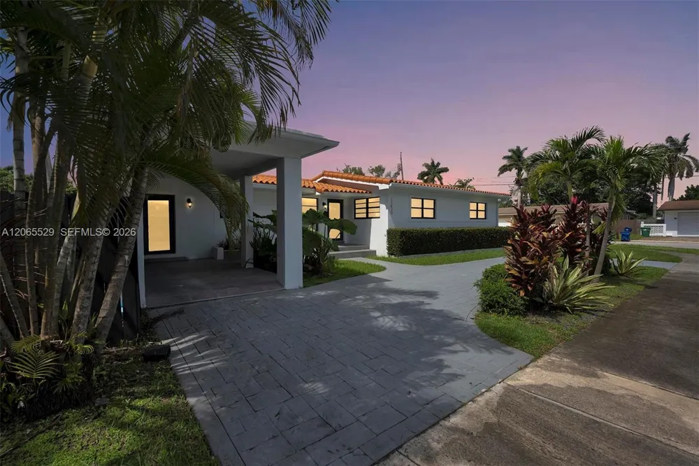 11420 NE 4th Ave Miami, FL 33161