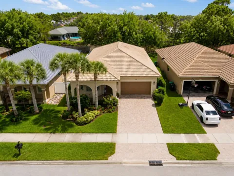 1804 SW Jamesport Drive