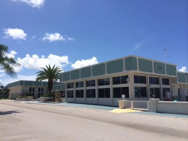 350 Horizons E #206 Boynton Beach, FL 33435