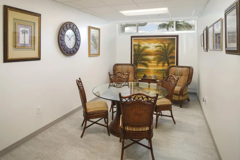 350 Horizons E #206 Boynton Beach, FL 33435
