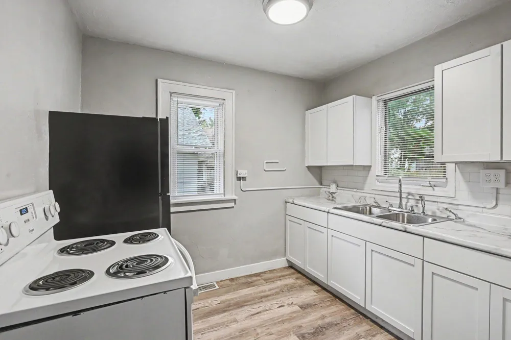 414 Trimble Avenue Kalamazoo City, MI 49048