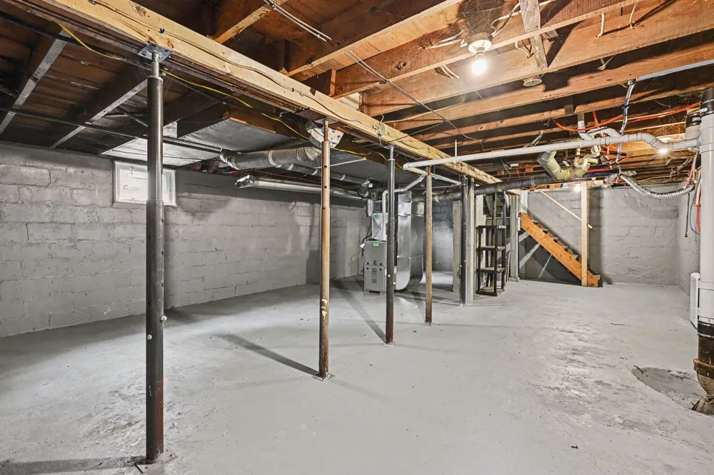 414 Trimble Avenue Kalamazoo City, MI 49048