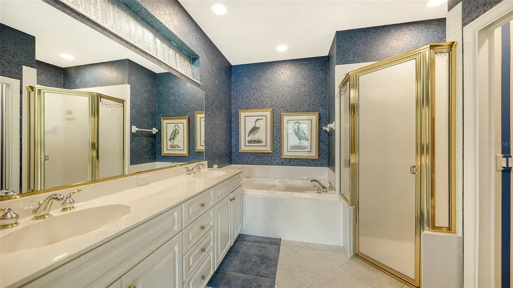 8224 NICE WAY Sarasota, FL 34238