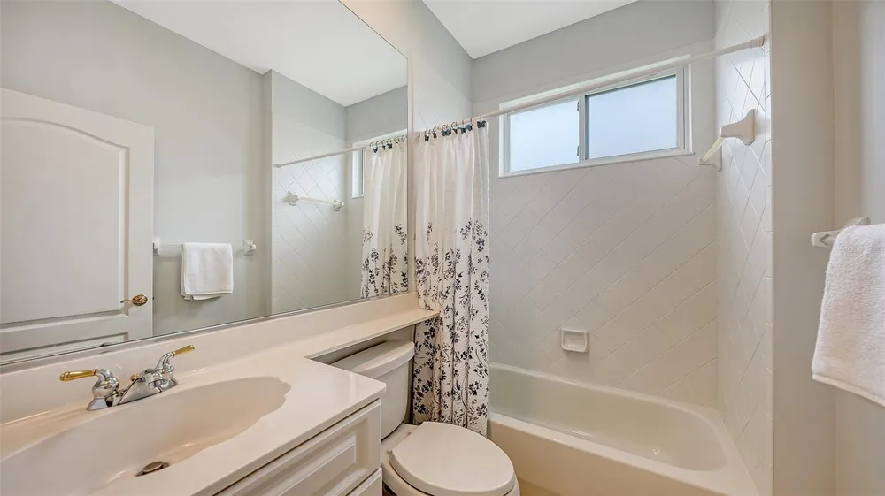 8224 NICE WAY Sarasota, FL 34238