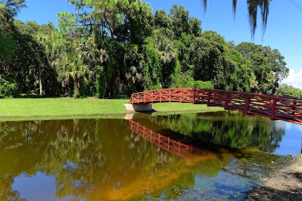 8224 NICE WAY Sarasota, FL 34238