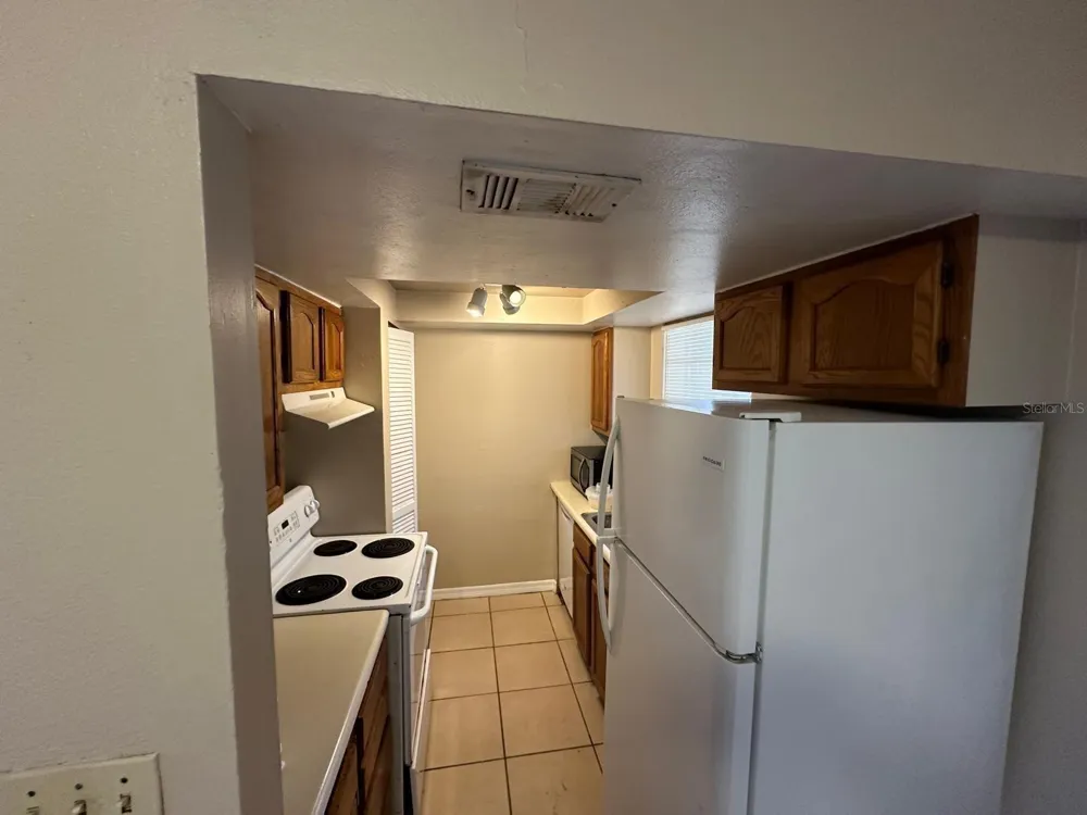 1300 ARLINGTON LANE NE #114 Palm Bay, FL 32905