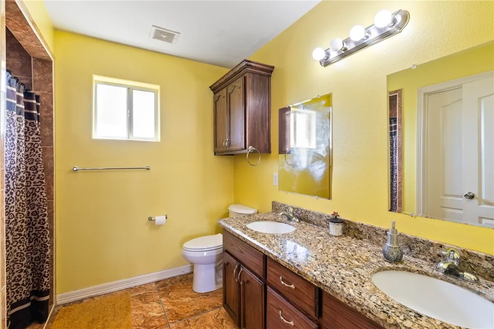 417 CR 1341 Alice, TX 78332