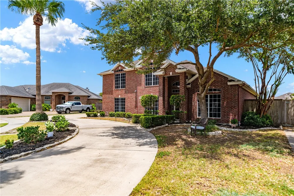 5706 Waterford Drive Corpus Christi, TX 78414