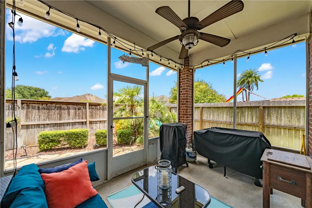 5706 Waterford Drive Corpus Christi, TX 78414
