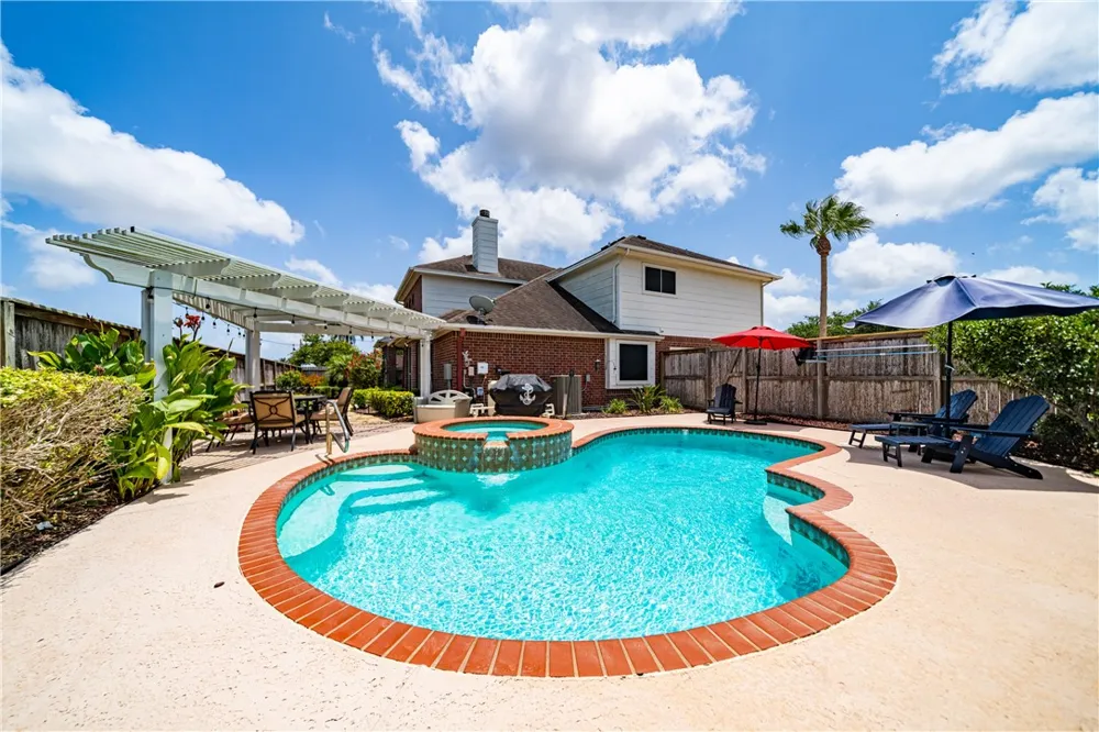 5706 Waterford Drive Corpus Christi, TX 78414