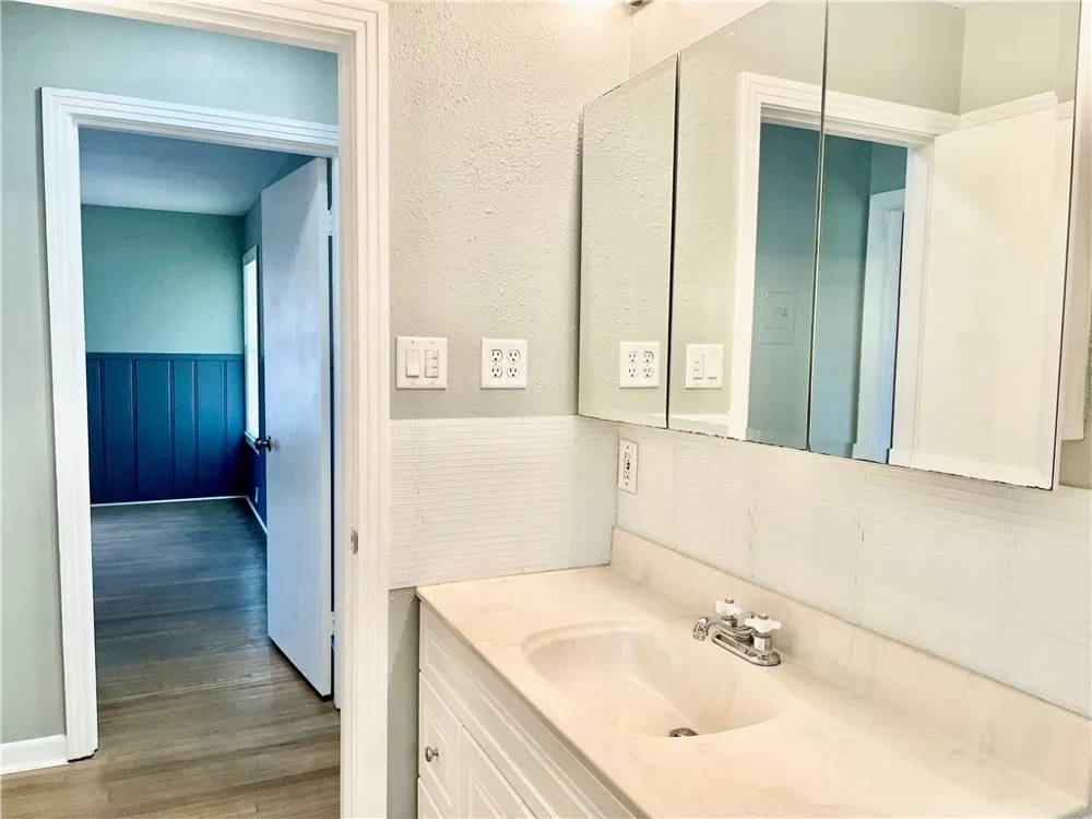 1006 Collingswood Drive Corpus Christi, TX 78412