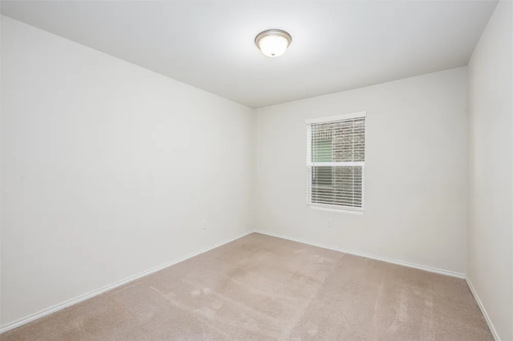 321 Glenwick Lane Van Alstyne, TX 75495