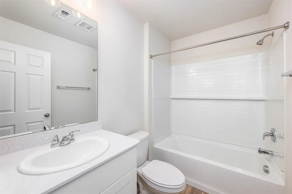 321 Glenwick Lane Van Alstyne, TX 75495