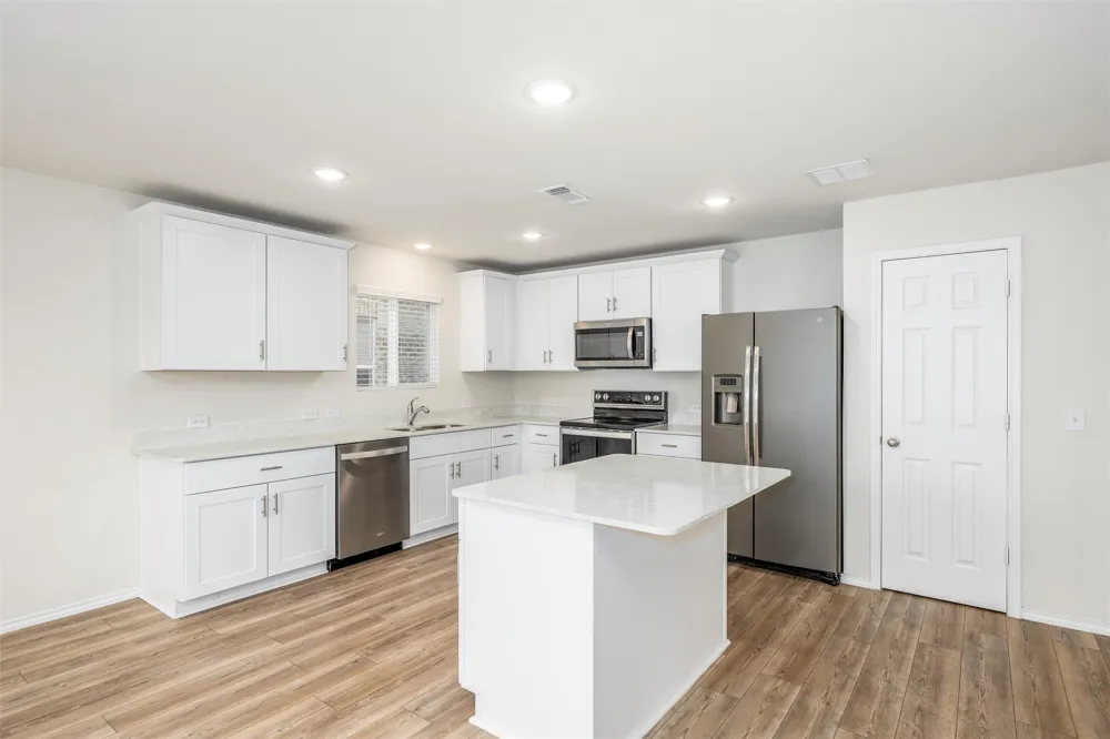 321 Glenwick Lane Van Alstyne, TX 75495