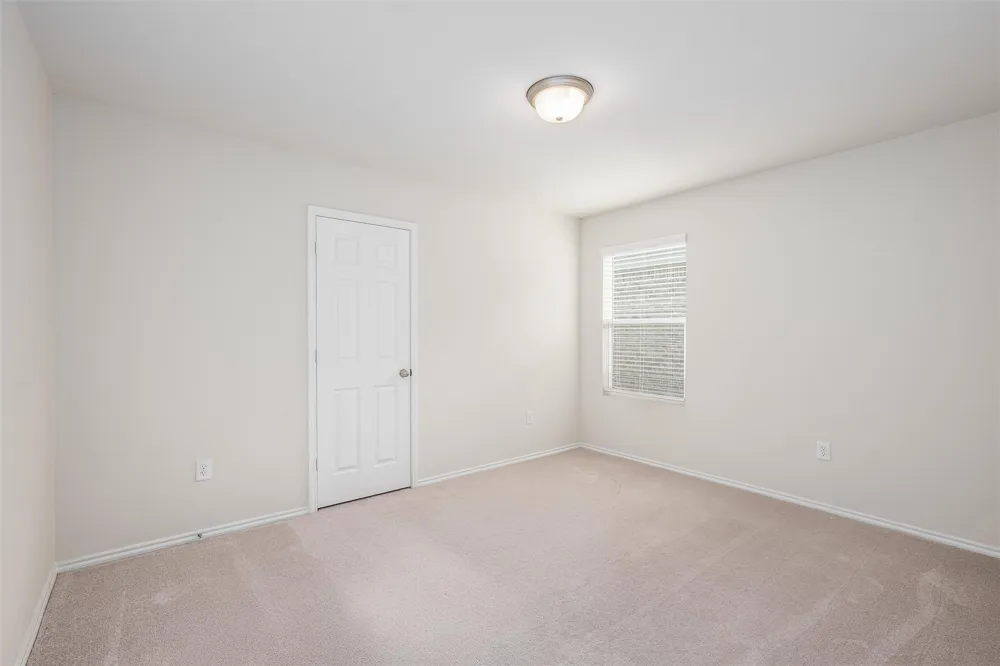 321 Glenwick Lane Van Alstyne, TX 75495