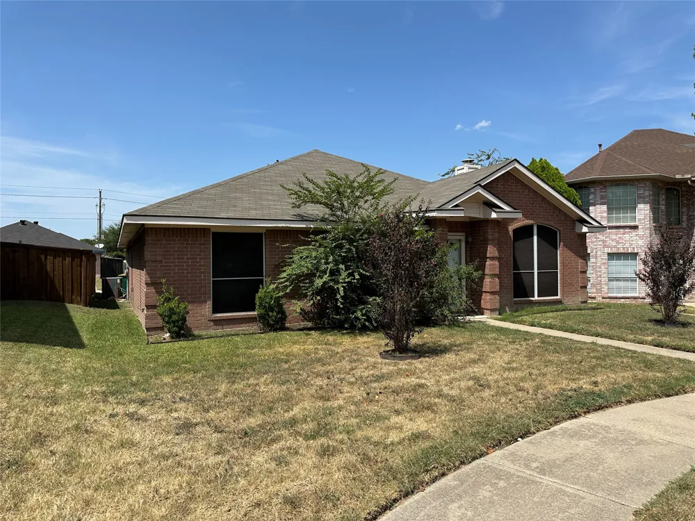 1811 Stewart Street Cedar Hill, TX 75104