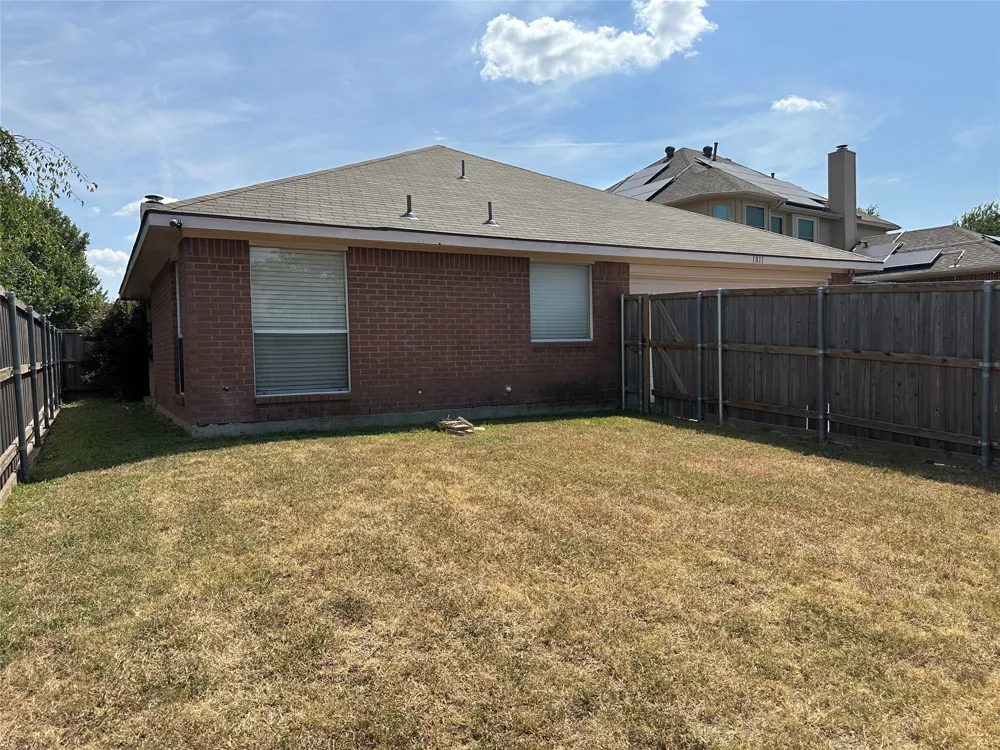 1811 Stewart Street Cedar Hill, TX 75104